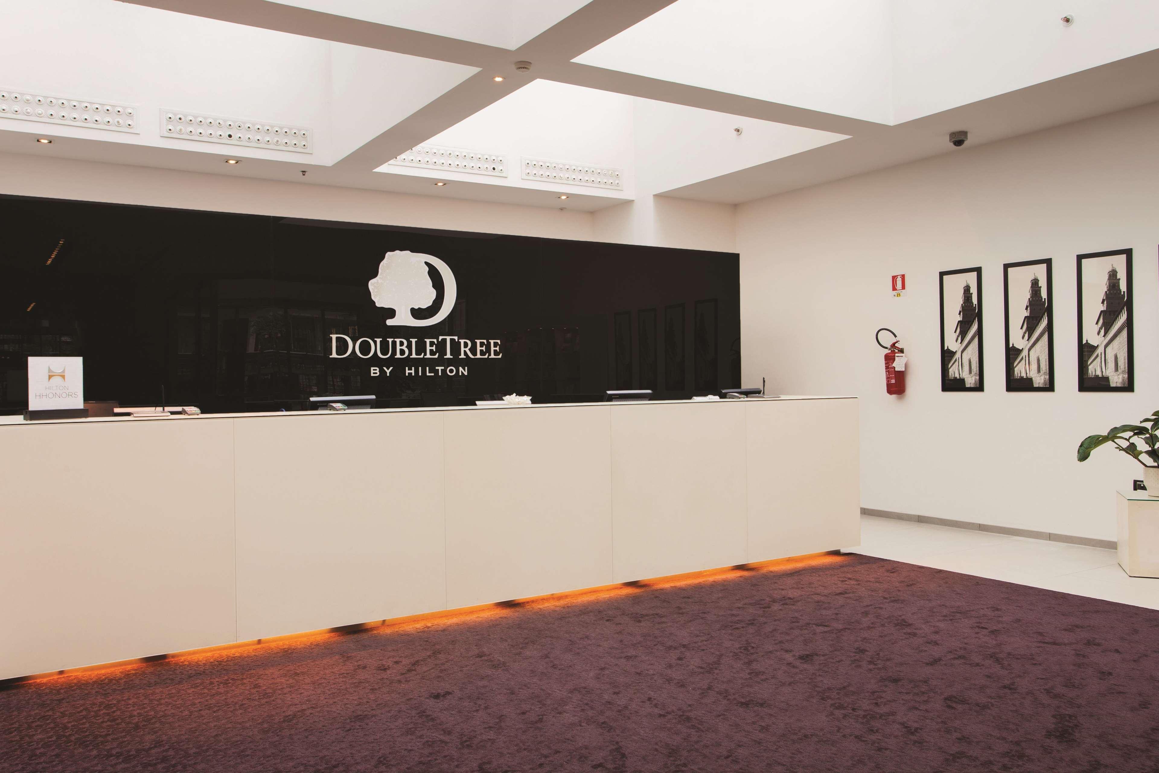 Hotel Doubletree By Hilton Mailand Exterior foto