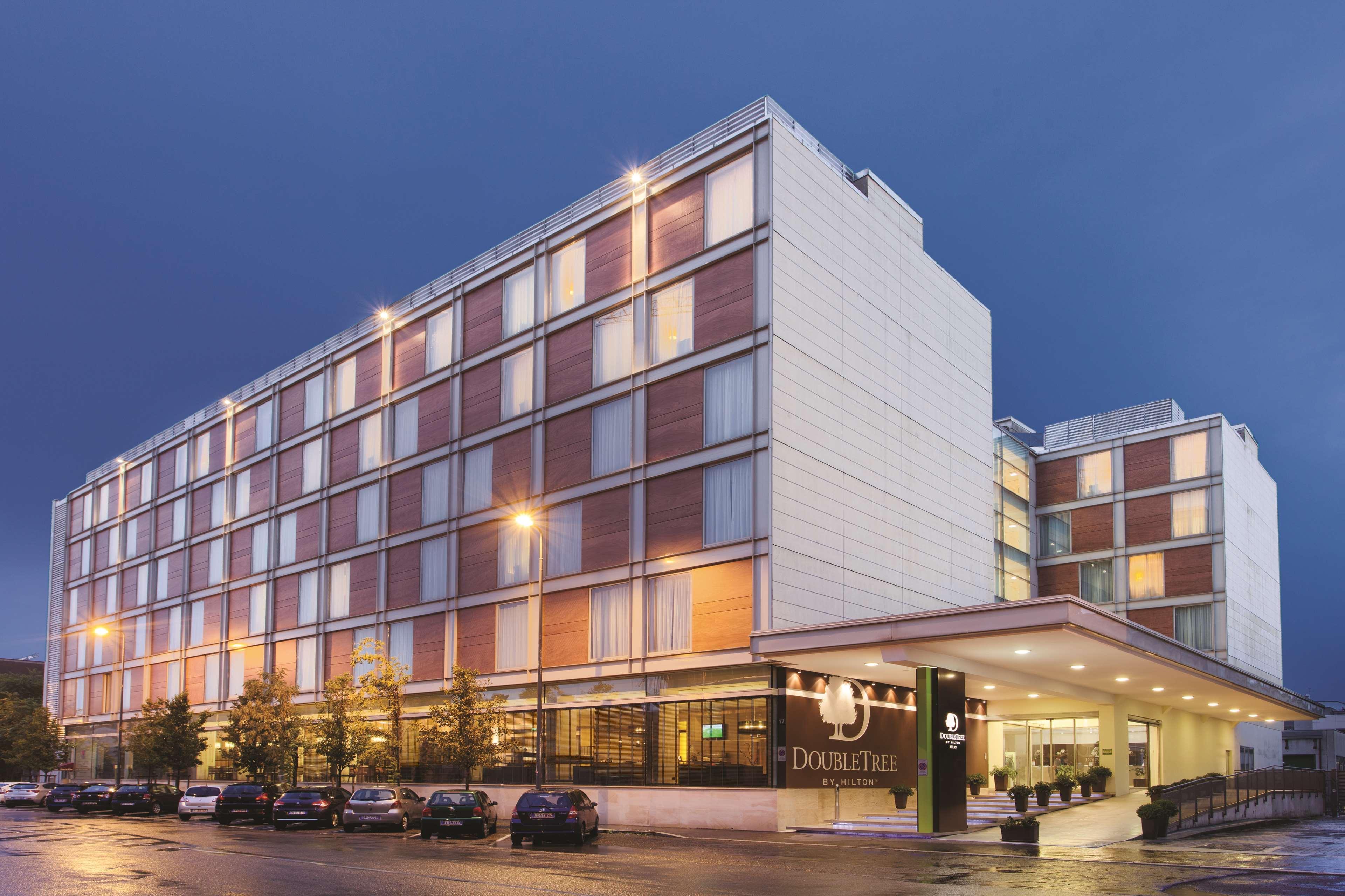 Hotel Doubletree By Hilton Mailand Exterior foto