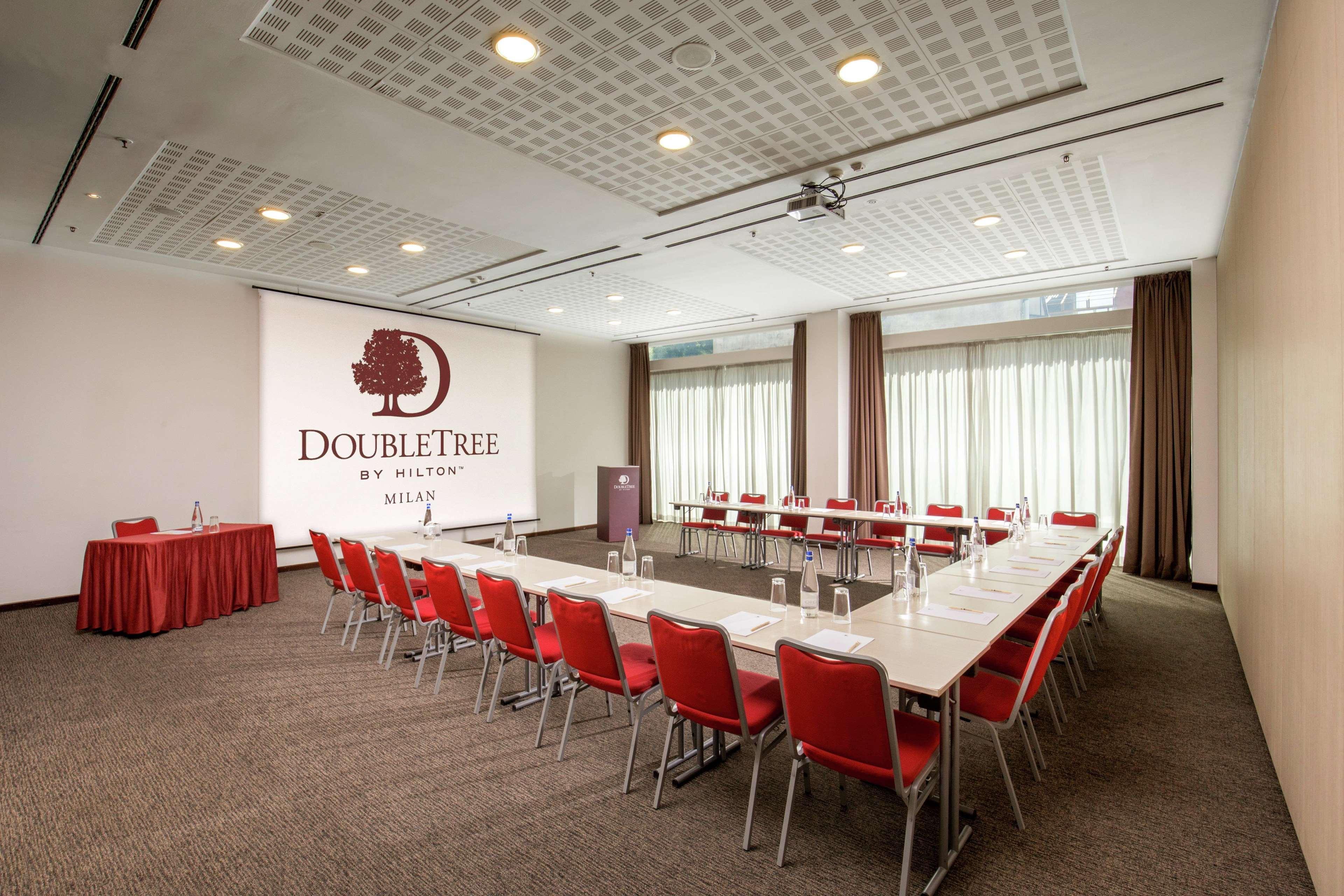 Hotel Doubletree By Hilton Mailand Exterior foto